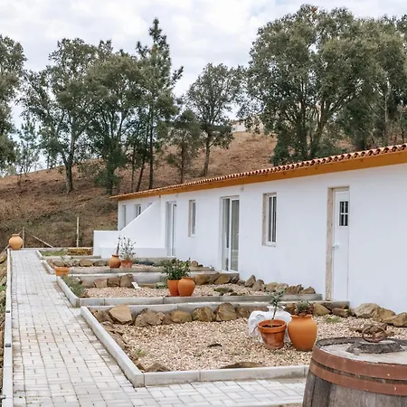 Guest house Alma-rio 3 By Mycelia Tomar